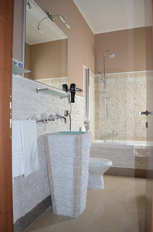Lambruschini 69 Fiumicino Quarto foto